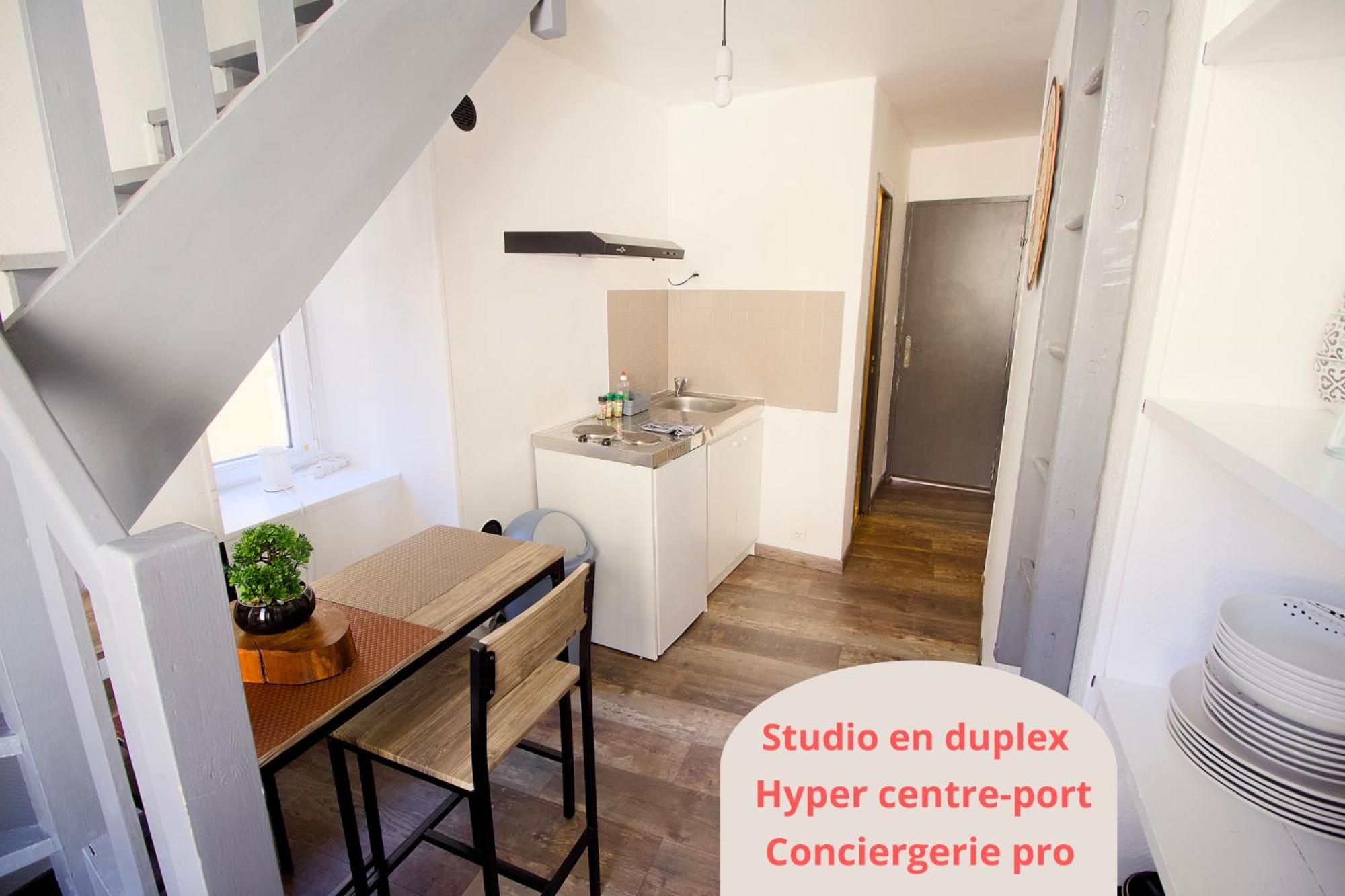 Petit Duplex Lumineux, Hyper Centre A 2 Pas Du Port, Intendance Luxury Host Cherbourg-en-Cotentin Exteriör bild