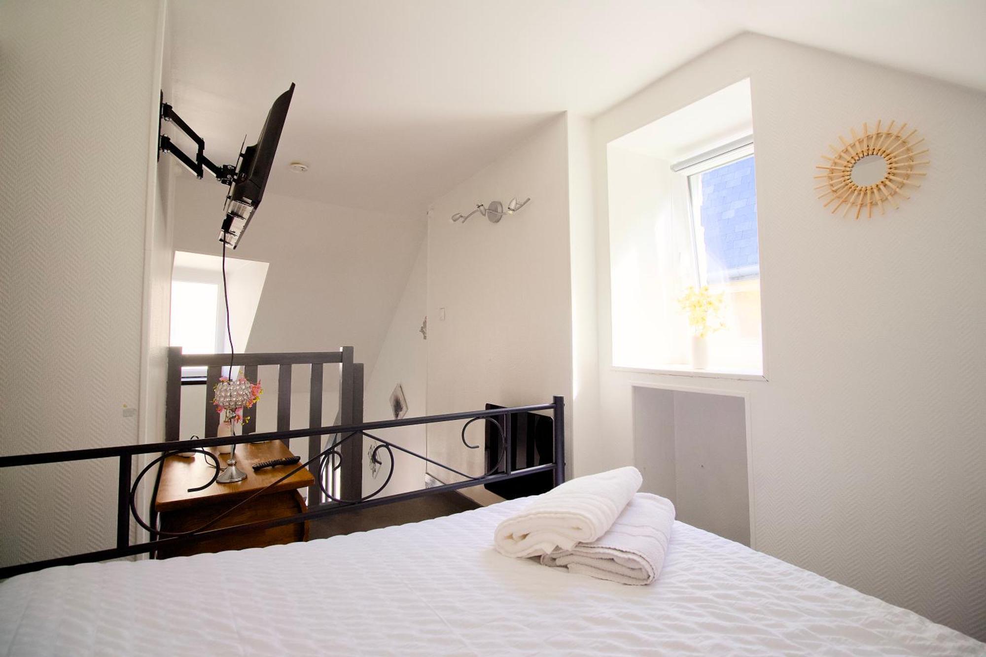 Petit Duplex Lumineux, Hyper Centre A 2 Pas Du Port, Intendance Luxury Host Cherbourg-en-Cotentin Exteriör bild
