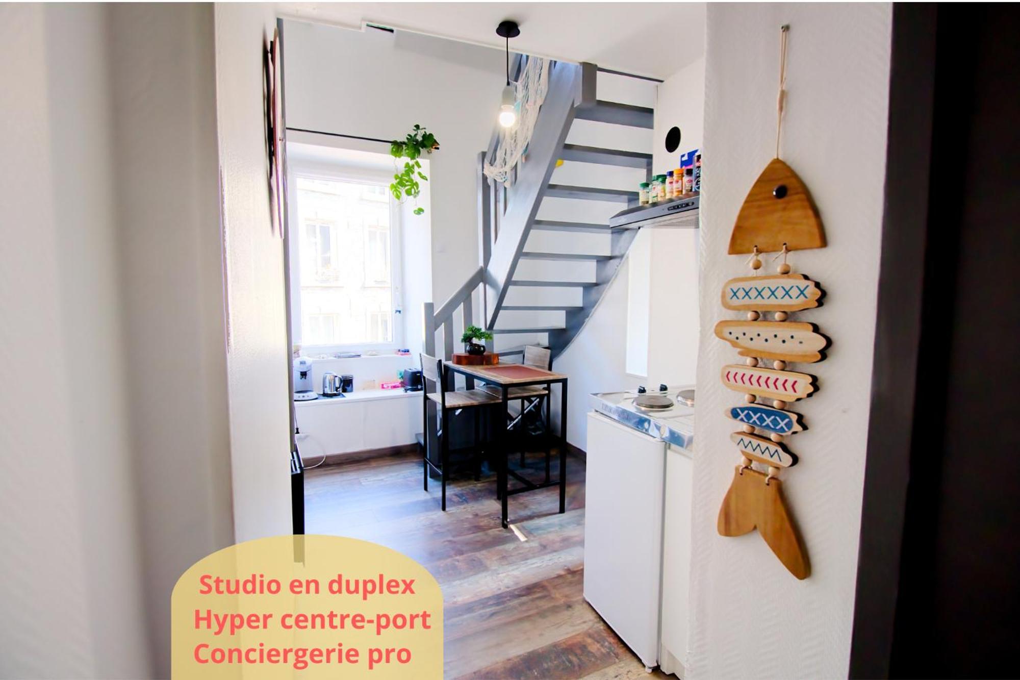 Petit Duplex Lumineux, Hyper Centre A 2 Pas Du Port, Intendance Luxury Host Cherbourg-en-Cotentin Exteriör bild